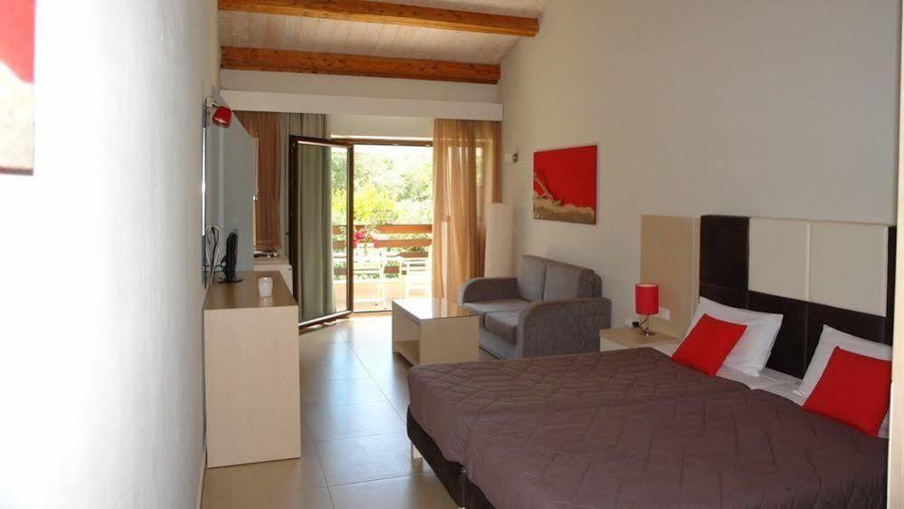 Medusa Lux Apartments Liapades Esterno foto
